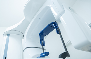 治療精度を向上する「精密機器」を完備。