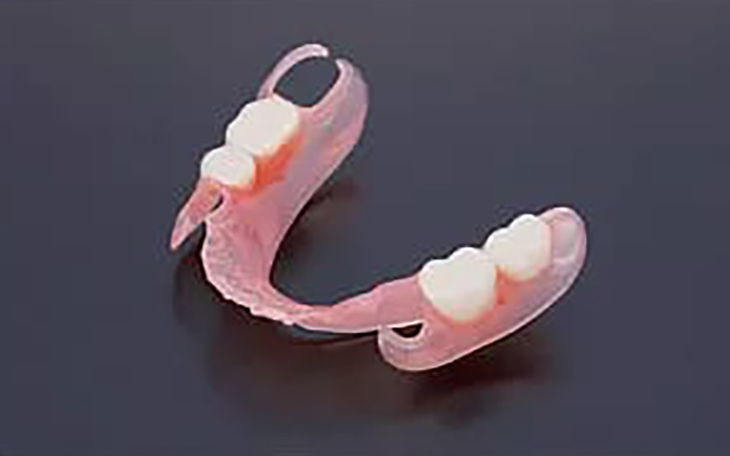 スマイルデンチャー