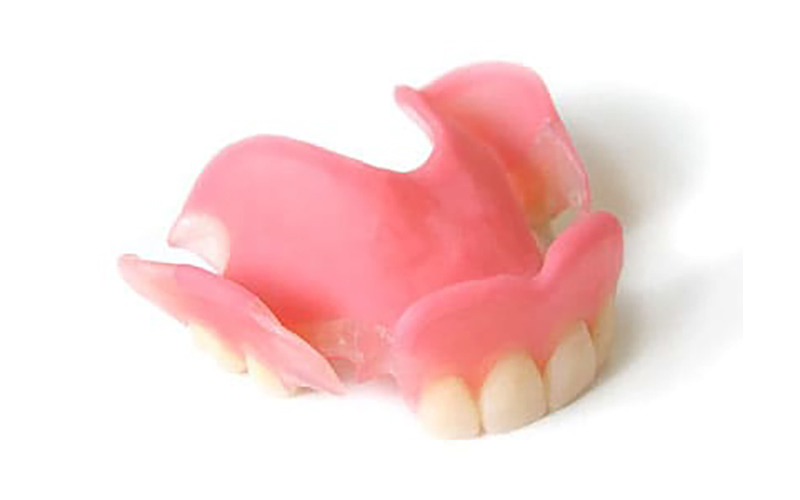 スマイルデンチャー