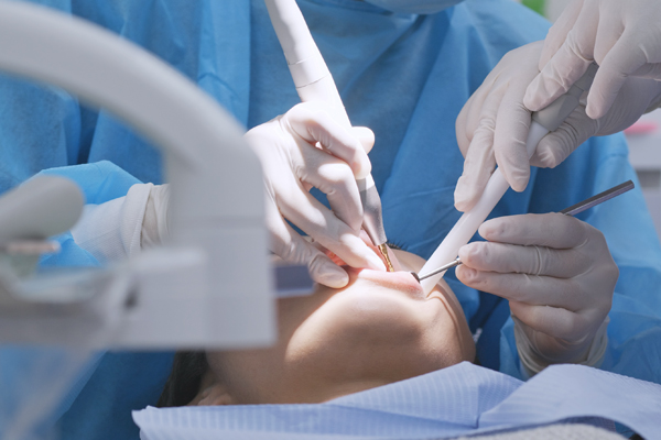 お口全体を俯瞰し、適切な美を創造する「総合治療」